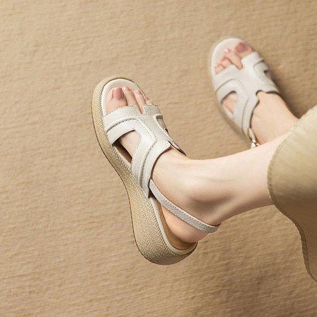 卡尔妮鞋业&2692