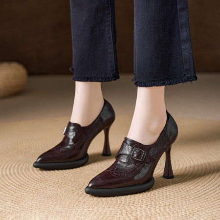 炜晨鞋业有限公司&L62-81