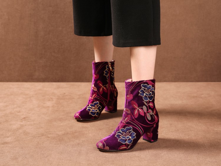 成都美嘉美真皮鞋业