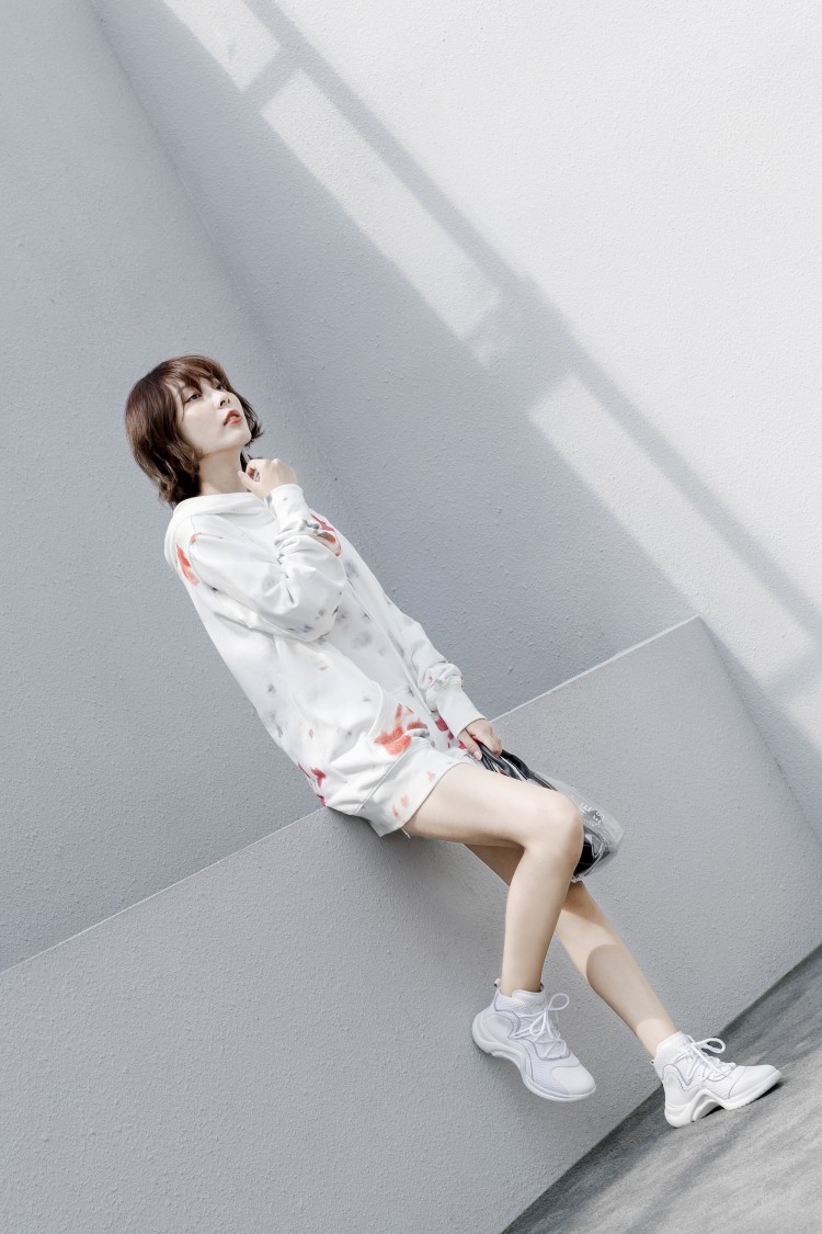 康佳琪高端pu大小码