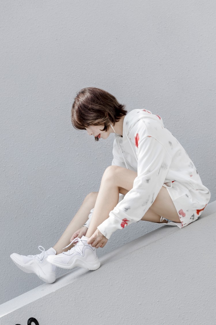 康佳琪高端pu大小码